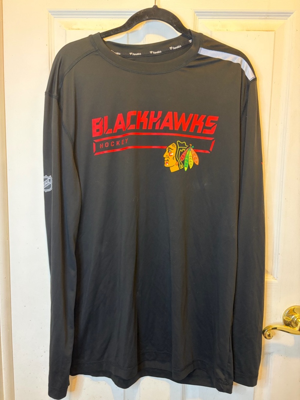 Fanatics Blackhawks Long Sleeve Performance Top - Black with Red Logo